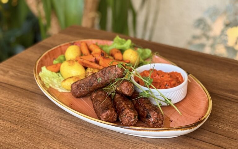 vegan cevapi