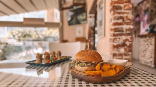 Resto Bar Taraca: A Budget-Friendly Restaurant in Kotor