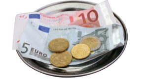 tipping in restaurants in montenegro tipping in restaurants in montenegro